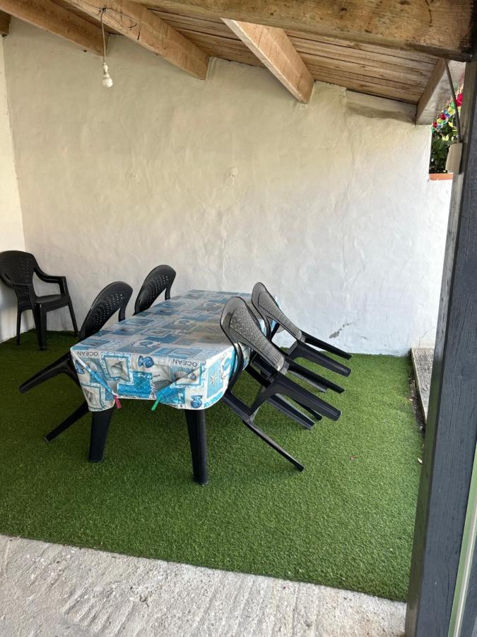Petite Maison Au Calme, Dans Une Impasse L'Epine  외부 사진
