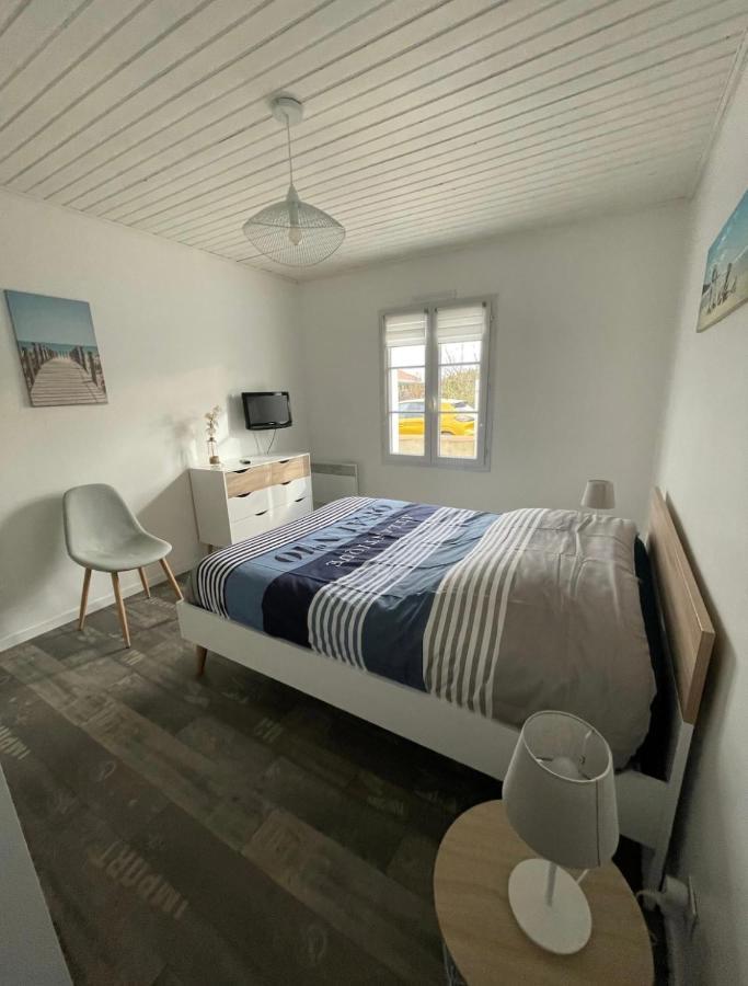 Petite Maison Au Calme, Dans Une Impasse L'Epine  외부 사진